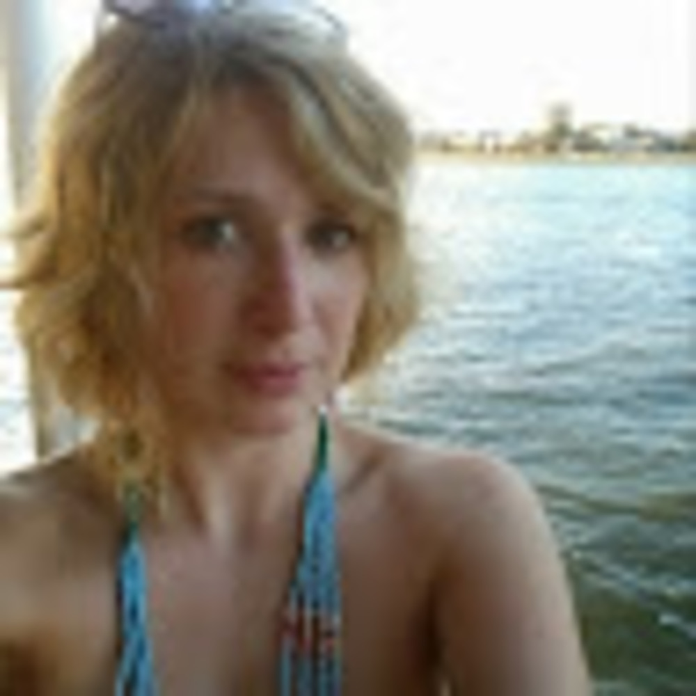 Meet your Posher, Cassandra